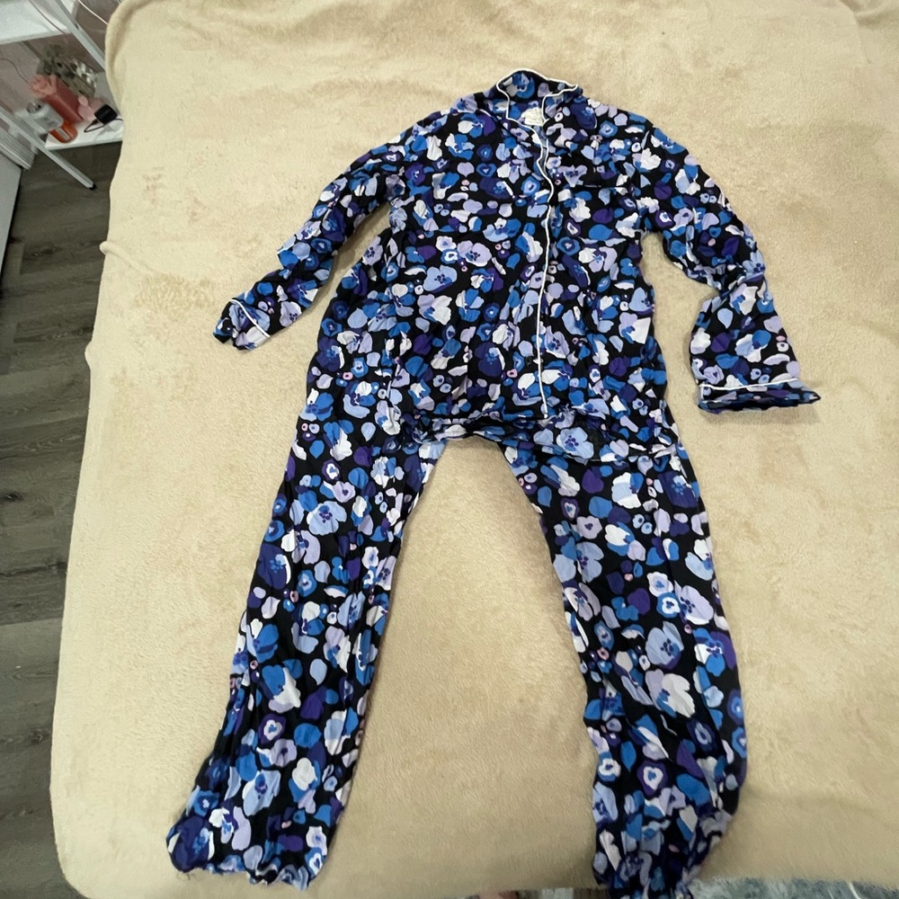 Kate Spade Black and Blue Floral Pajama Set